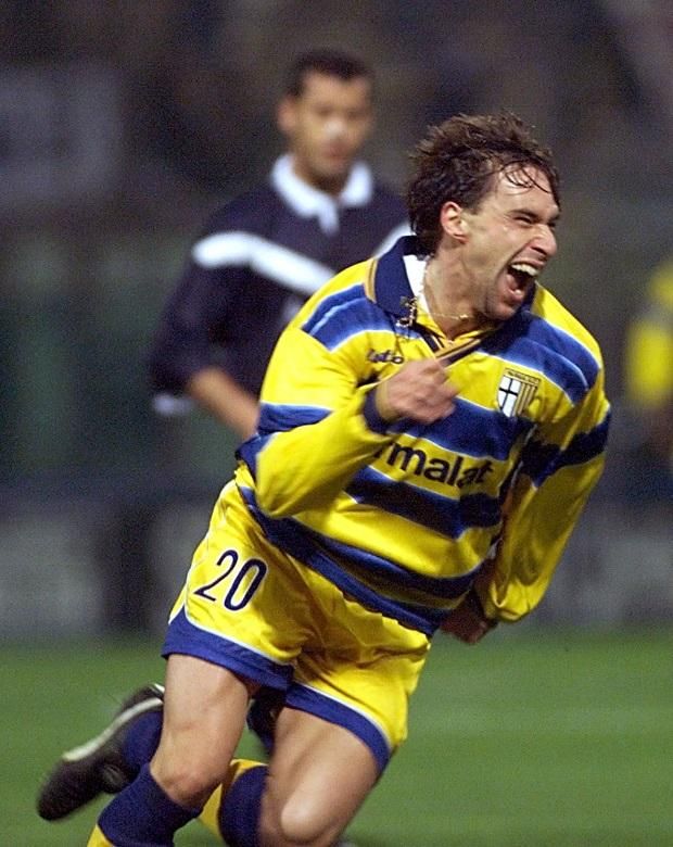 Enrico Chiesa UEFA-kupa- (Parma, 1999) és KEK-győztes (Sampdoria, 1990) futballista (Fotó: AFP)