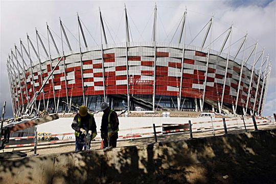 A varsói Nemzeti Stadionnál a végéhez közelednek a munkálatok