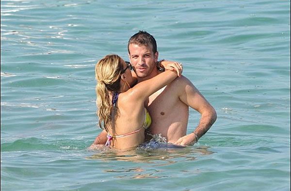 Rafael és Sylvie van der Vaart Saint-Tropez-ban (Fotók: nieuwsblad.be)