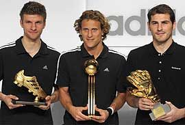 A vb legjobbjai (balról): Müller, Forlán és Casillas (Fotó: marca.com)