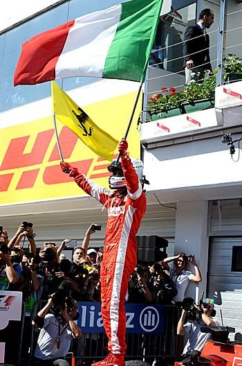 Tavaly a 3. helyről induló Vettelt ünnepelték Mogyoródon 
(Fotó: Földi Imre, archív)