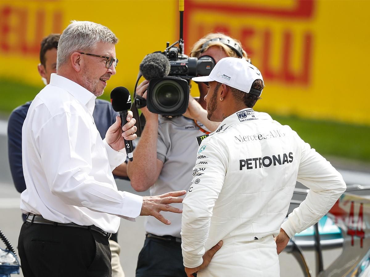 Hamilton szezonja a negyedik cím mellett a rekorddöntésekről is szólt (Fotó: AFP)