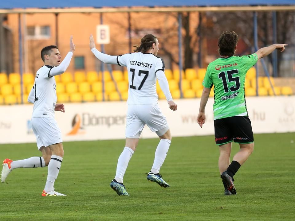 Beliczky ünnepli a gólját (Fotó: Sipos Bence / Kécskei Krónika)
