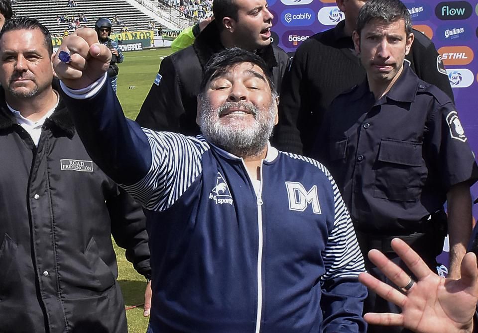 Az utolsó állomáshely: a Gimnasia La Plata edzőjeként ünnepel egy bajnoki siker után (Fotó: AFP)