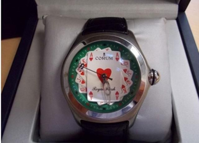 Egy pókeres óra (Forrás: telegraph.co.uk)