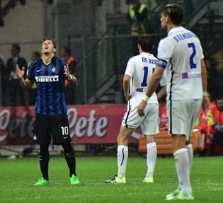 Jovetics-fohász a győztes Inter-gól után (Fotó: AFP)