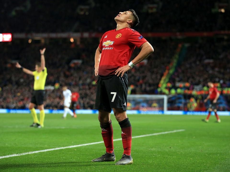 Nem lehet egy játékos nyakába varrni a vereséget, de Sánchez tényleg kiérdemelte a kritikát (Fotó: AFP)