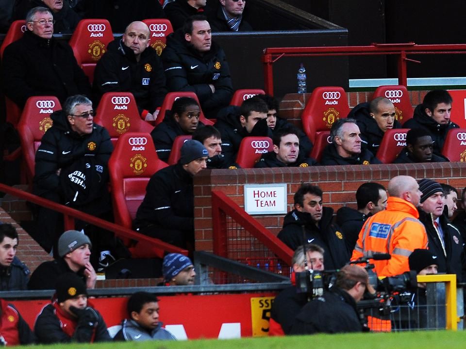 Ferguson a legfelső sorból figyelt, így semmi sem kerülte el a figyelmét (Fotó: AFP)