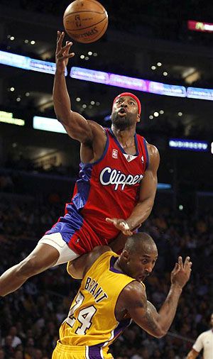 Baron Davis és a Clippers lenyomta Kobe Bryantéket (Fotó: Action Images, archív)