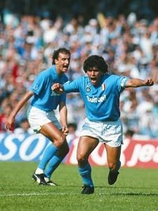 Diego Armando Maradona új dimenzióba helyezte a Napolit