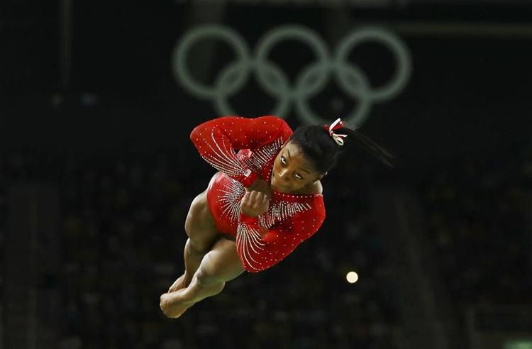 Páratlan akrobatika – Biles a levegőben összes riválisát messze lekörözi (Fotó: Reuters)