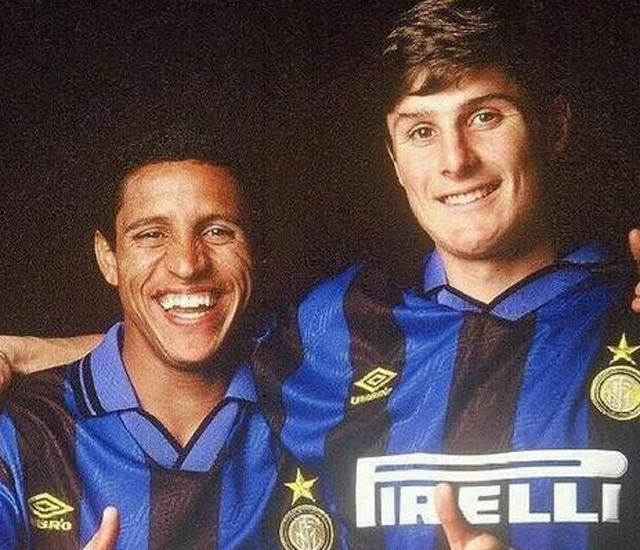 Két új Inter-igazolás, Roberto Carlos és Javier Zanetti