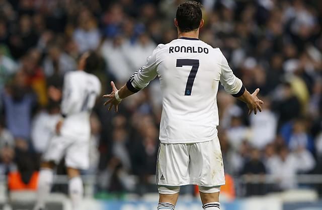 Ronaldo méltatlankodik, pedig két ziccert hagyott ki az első 15 percben