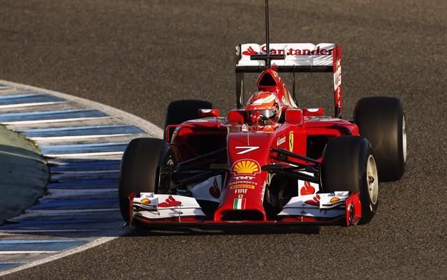 Räikkönen a második próbakörén már végig tudott menni (Fotó: Twitter/glenn_dunbar)