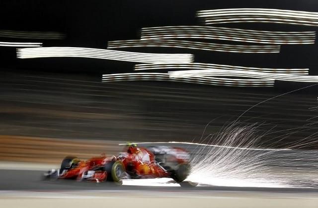 Mire megy a Ferrari a Mercedes ellen a bahreini éjszakában?