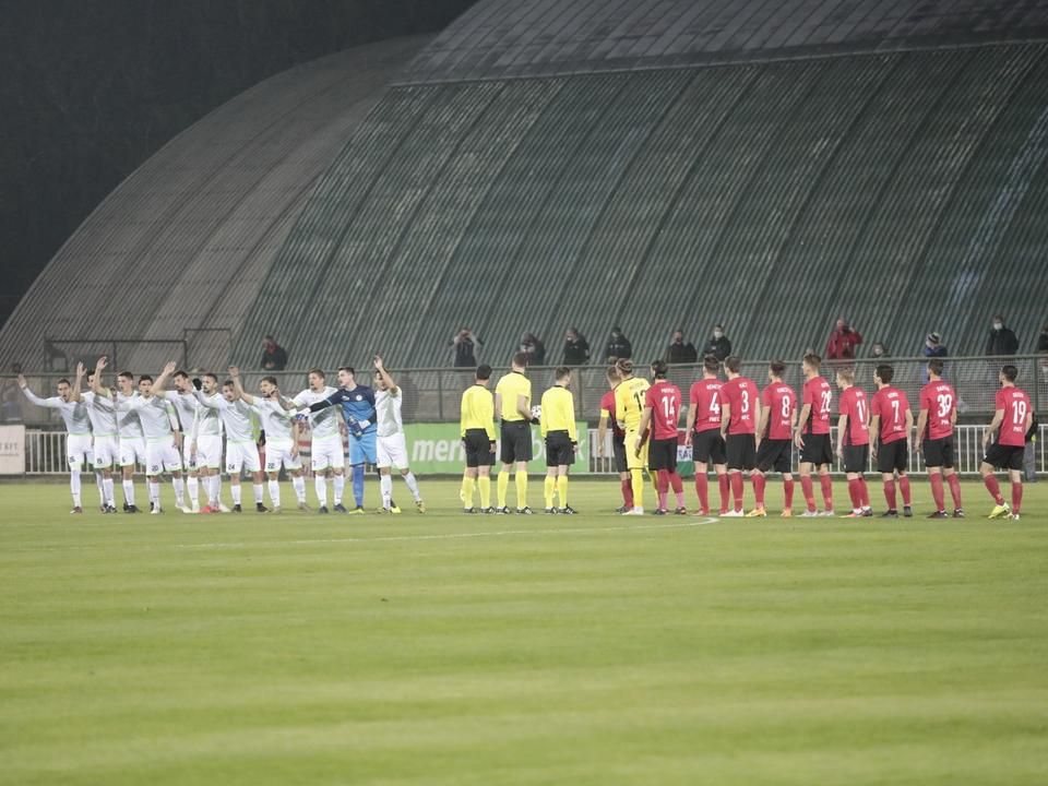 FC Ajka kontra Pécs, egy háromesélyesnek induló összecsapás (Fotó: Veszprémi Napló/Balogh Ákos)