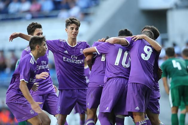 A Real Madrid fiataljai 2014 után nyerték meg a Puskás–Suzuki-kupát (Fotó: Koncz György)