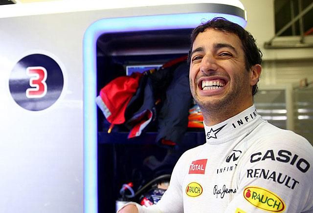Ricciardo arcáról egy rossz tesztnap sem törölheti le a nevetést