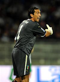 Buffon mindenképpen kihagyásra kényszerül (Fotó: Reuters)