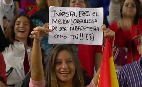 Iniesta, te vagy a legjobb! Büszke vagyok, hogy én is albacetei vagyok, akárcsak te!! (forrás: mundodeportivo.com)
