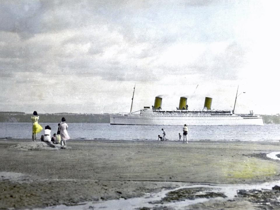 A magyar és a brit csapatot az 1932-es nyári olimpiára szállító Empress of Britain, a Canadian Pacific óceánjárója. 1940-ben az U-32-es tengeralattjáró elsüllyesztette (Forrás: Wikipedia/RMS Empress of Britain)