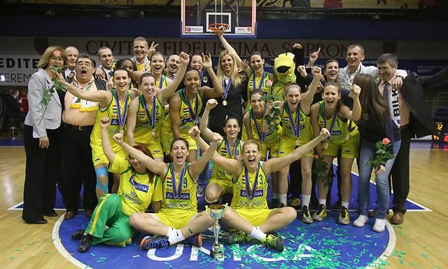 A 2013-as soproni bajnokcsapat (Fotó: Tumbász Hédi)
