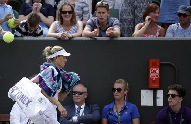Angelique Kerber nemcsak Wimbledonnak mondhat búcsút, hanem a világelsőségnek is