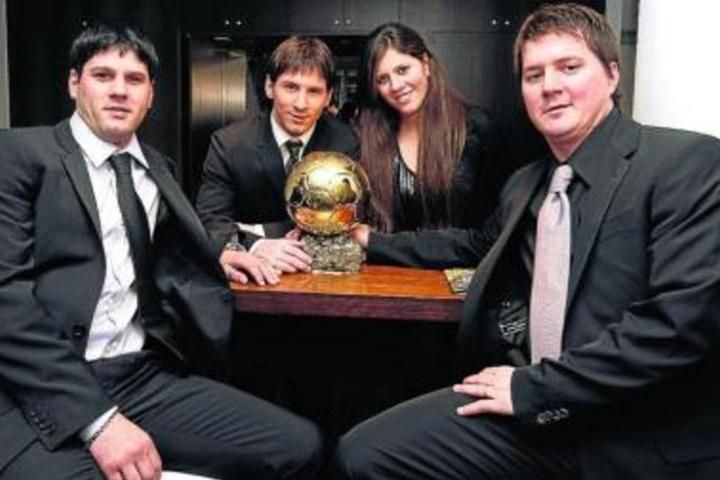 Matías, Lionel, María Sol, Rodrigo és Balondoro Messi (Fotó: mundodeportivo.com)