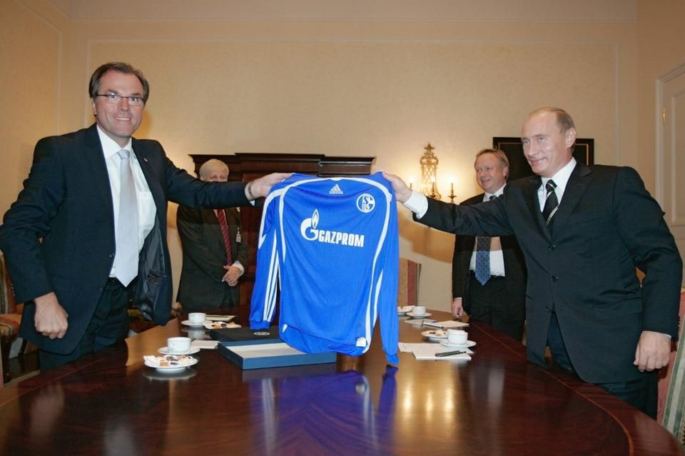 Még Putyin is részt vett a Gazprom-megállapodás 2006-os bejelentésén (Fotó: AFP)