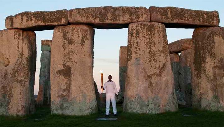 Michael Jonhson is meghatódott Stonehenge látványától (Fotók: MTI)