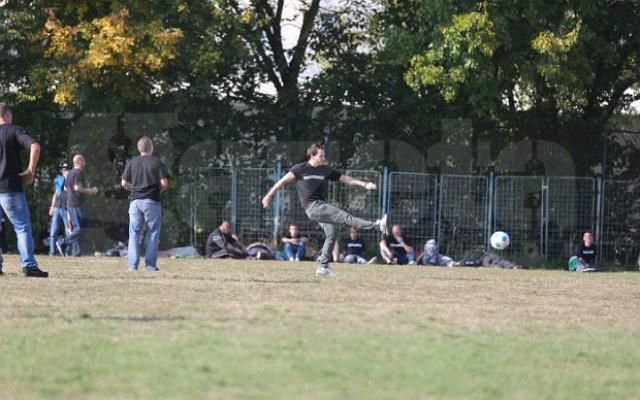 A balhé érdeklődés hiányában elmaradt, nyert a futball (Fotó: gsp.ro)