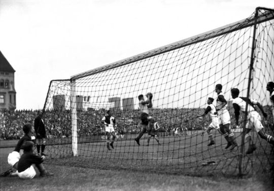 1936, KK: Slavia Praha–FTC meccs (Fotó: Imago)