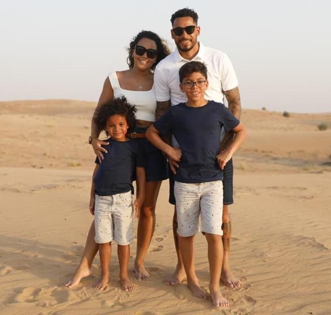 Isael Dubaiból küldte lapunknak ezt a családja nyaralásán készült fotót