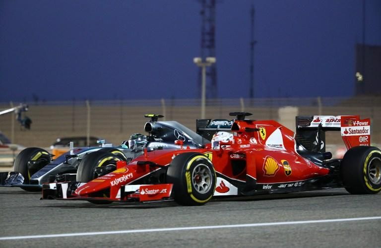 Rosberg háromszor előzte meg Vettelt a Bahreini GP-n