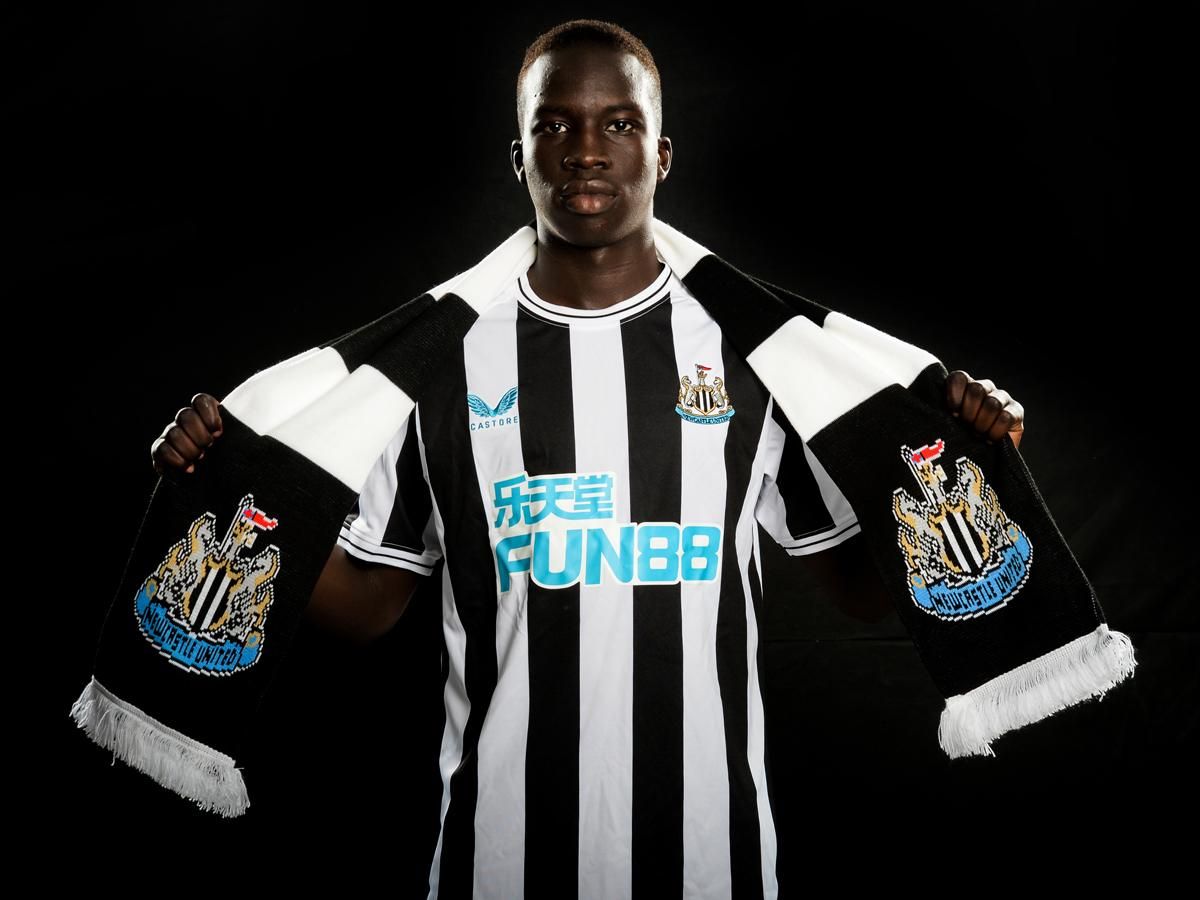 Az ausztrálok 18 éves ígérete, Garang Kuol januártól a Newcastle-ben folytatja (Fotó: Getty Images)