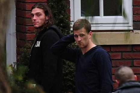 Andy Carroll (balra) és korábbi csapattársa, Ryan Taylor (Fotó: metro.co.uk)