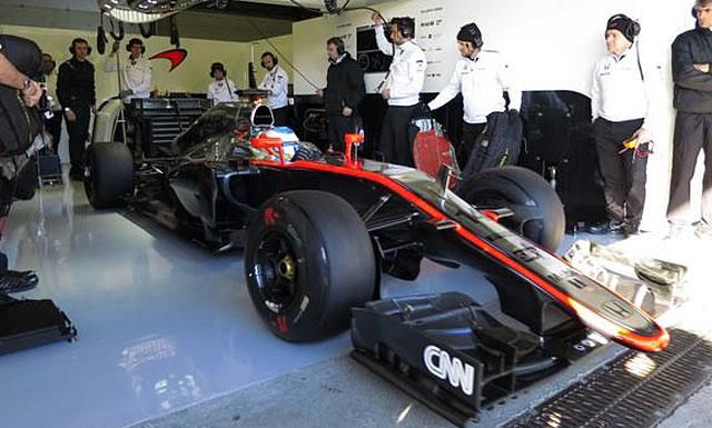 Alonso először indult el a McLaren-Hondával Jerezben