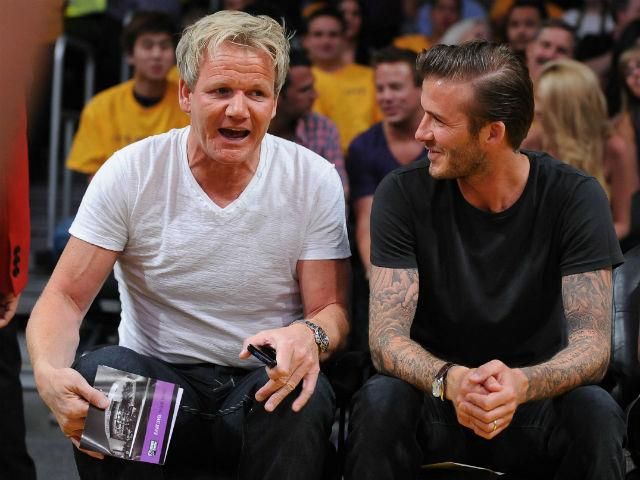 Ramsay és Beckham a sportpályán és a konyhában is megtalálja a közös hangot (fotó: thesun.co.uk)