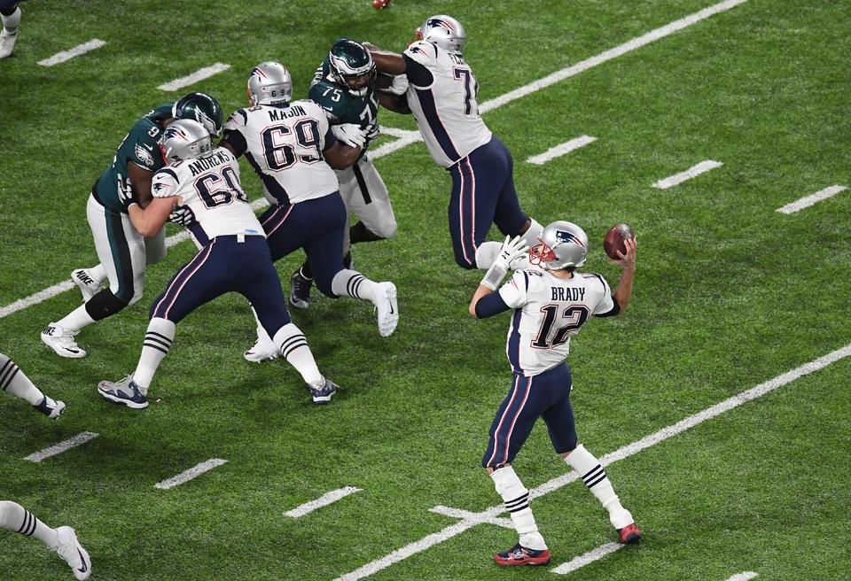 Hiába Tom Brady 505 yardja és 3 TD-passza, a Patriots alulmaradt az Eagles elleni döntőben – az ötszörös bajnok New England visszatér a csúcsra? (Fotó: AFP)