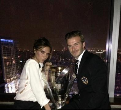Victoria is megfogta a kupa fülét (Forrás: facebook.com/Beckham)