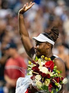Serena Williams a jelek szerint készen áll a búcsúra, csak az a kérdés, hány mérkőzés vár még rá New Yorkban… (Fotó: Getty Images)