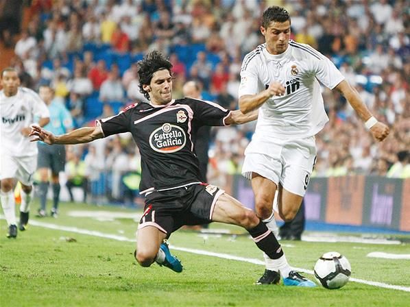 Cristiano Ronaldo első gólja a Primera Divisionban a Deportivo La Coruna ellen (Forrás: sports.xin.msn.com)