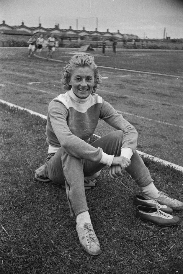 1948: Gyarmati Olga, a sokoldalú sportoló (Fotó: Fortepan)