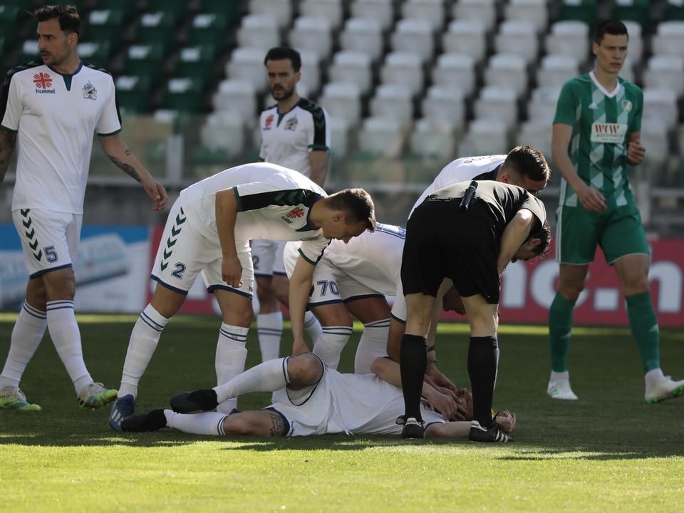 Jovanovic nem tudott tovább játszani (Fotó: Huszár Gábor / Kisalföld)