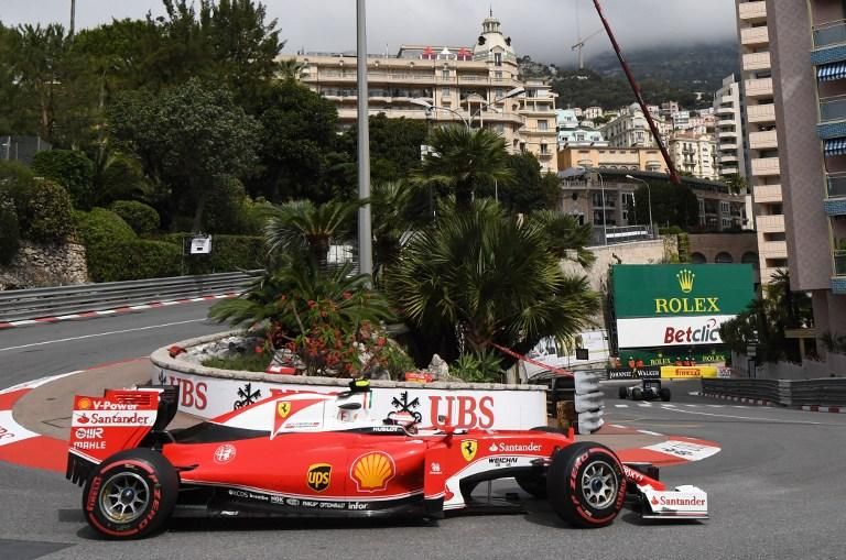 A Ferrari küszködött az időmérőn, a visszasorolt Räikkönen a mezőny közepére került