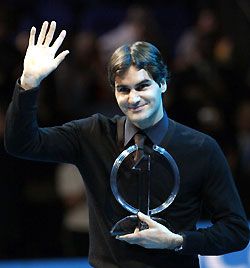 Federer és az világranglista elsőségért járó trófea