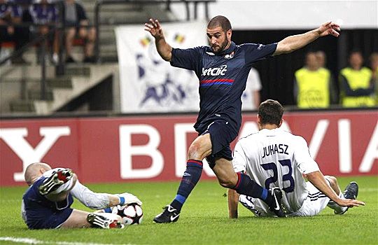 Lisandro Lópeznek nem kell kölcsönkérnie hónap végén(Fotó: Action Images)