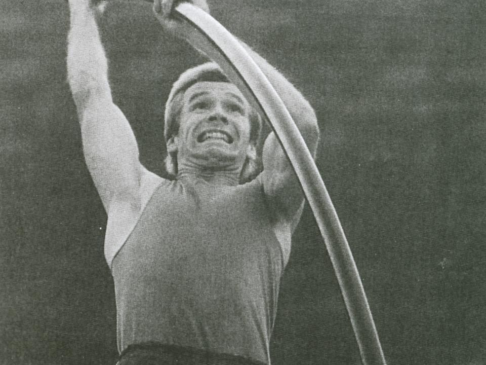 A háromszoros magyar bajnok rúdugró, Schulek Ágoston 1968-ban
