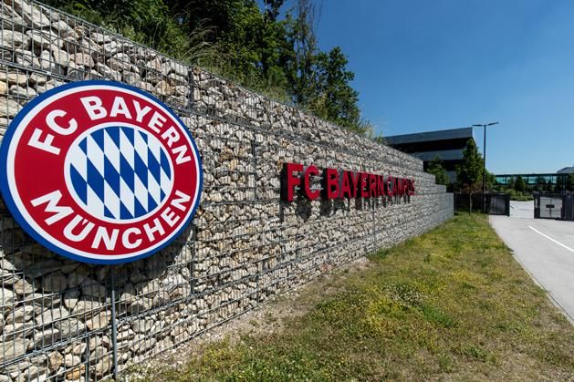 A létesítményt a Bayern Münchené, de a csoportkör során a francia válogatott is itt tartott regeneráló foglalkozást