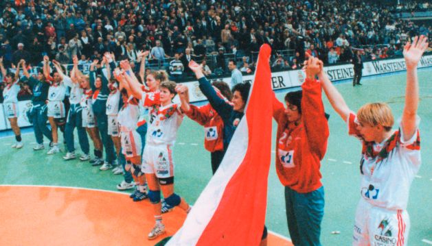 Győztesként ünnepelték a magyar-osztrák közös rendezésű Eb döntőjében vereséget szenvedő csapatot